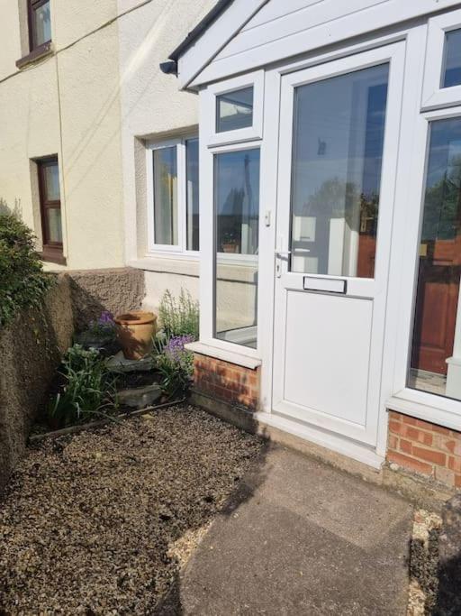 Cheerful Two Bedroom Cottage In The Forest Of Dean Lydbrook Eksteriør billede